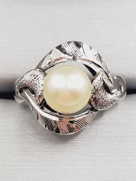 Jewelry - Pearl Ring 925 Sterling Silver Ring Vintage Ring Moon Ring Diamond Cut Ring